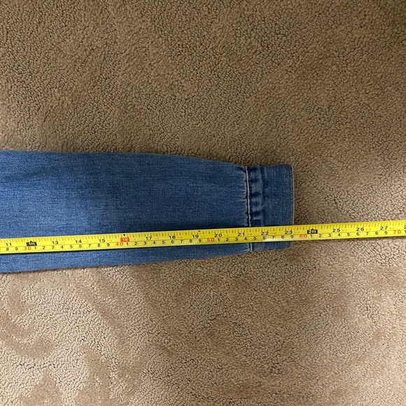 Brandy Melville Denim Jacket - Picture 6 of 7